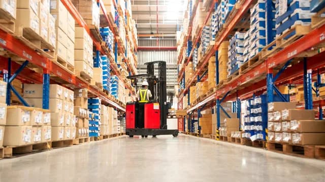 You Can Move Freight. But Can You Answer the Warehouse Question?